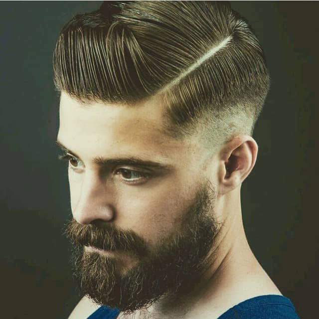 Slicked Back Undercut: Gaya Rambut Maskulin yang Timeless